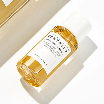 Centella Light Cleansing Oil 30 ML - SKIN1004